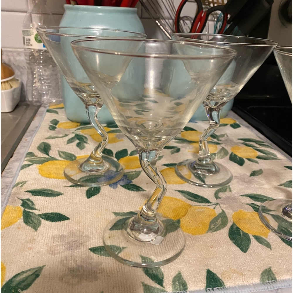 Set of 4 martini glasses. Artsy stem.